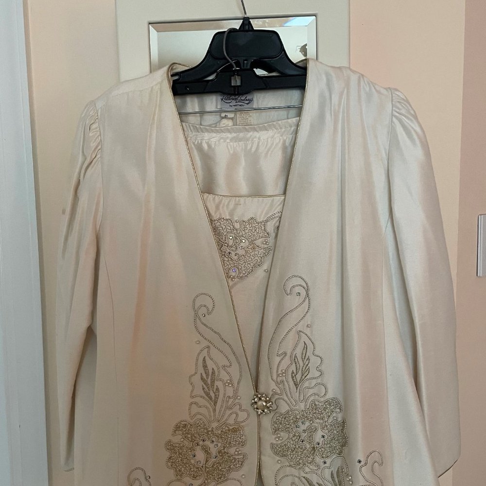 Formal 3 piece skirt/camp and jacket katherine Lindsay by Matthew